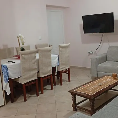 Apartamento Qender Himarë